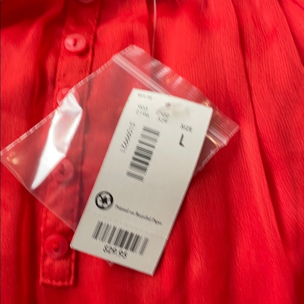 NWT Limited Top - Picture 3 of 3